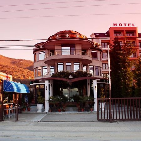 Hotel Saint Marena Pogradec Exterior foto