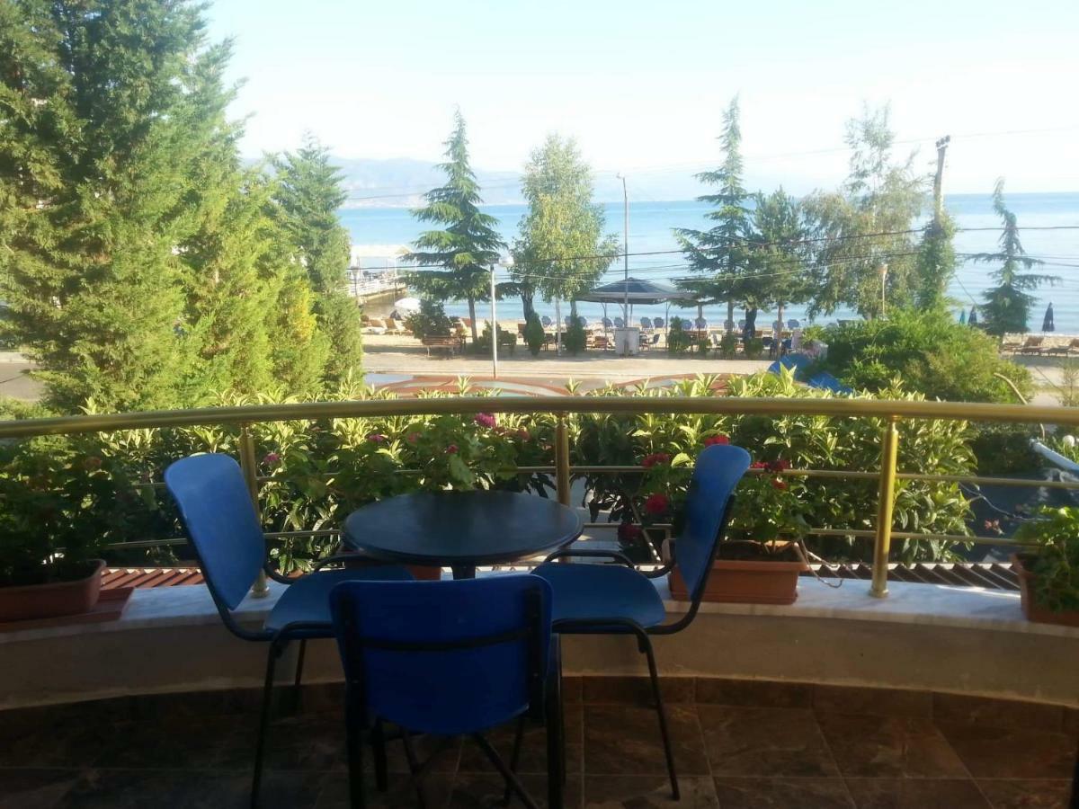 Hotel Saint Marena Pogradec Exterior foto